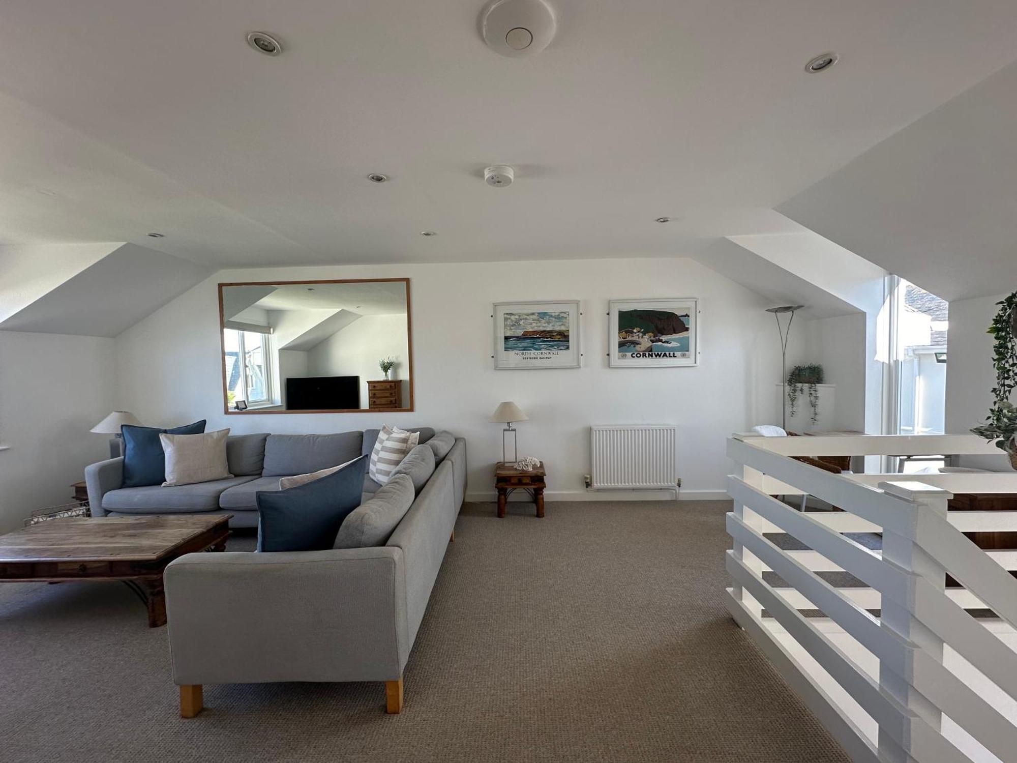 House With Expansive Sea Views! Holiday home