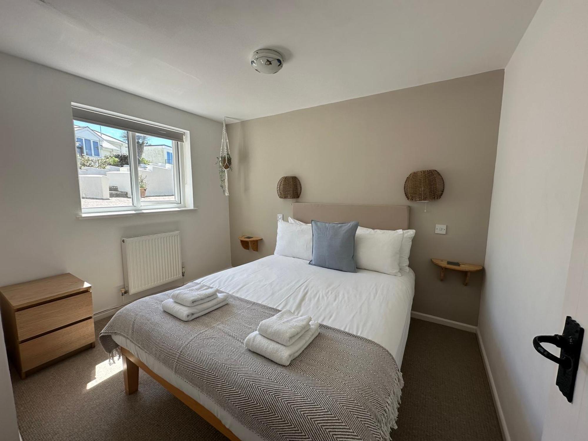 House With Expansive Sea Views! Newquay (Cornwall)